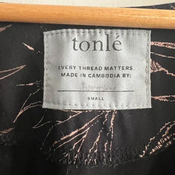 Tonle Black Floral Tunic - Picture 3 of 7